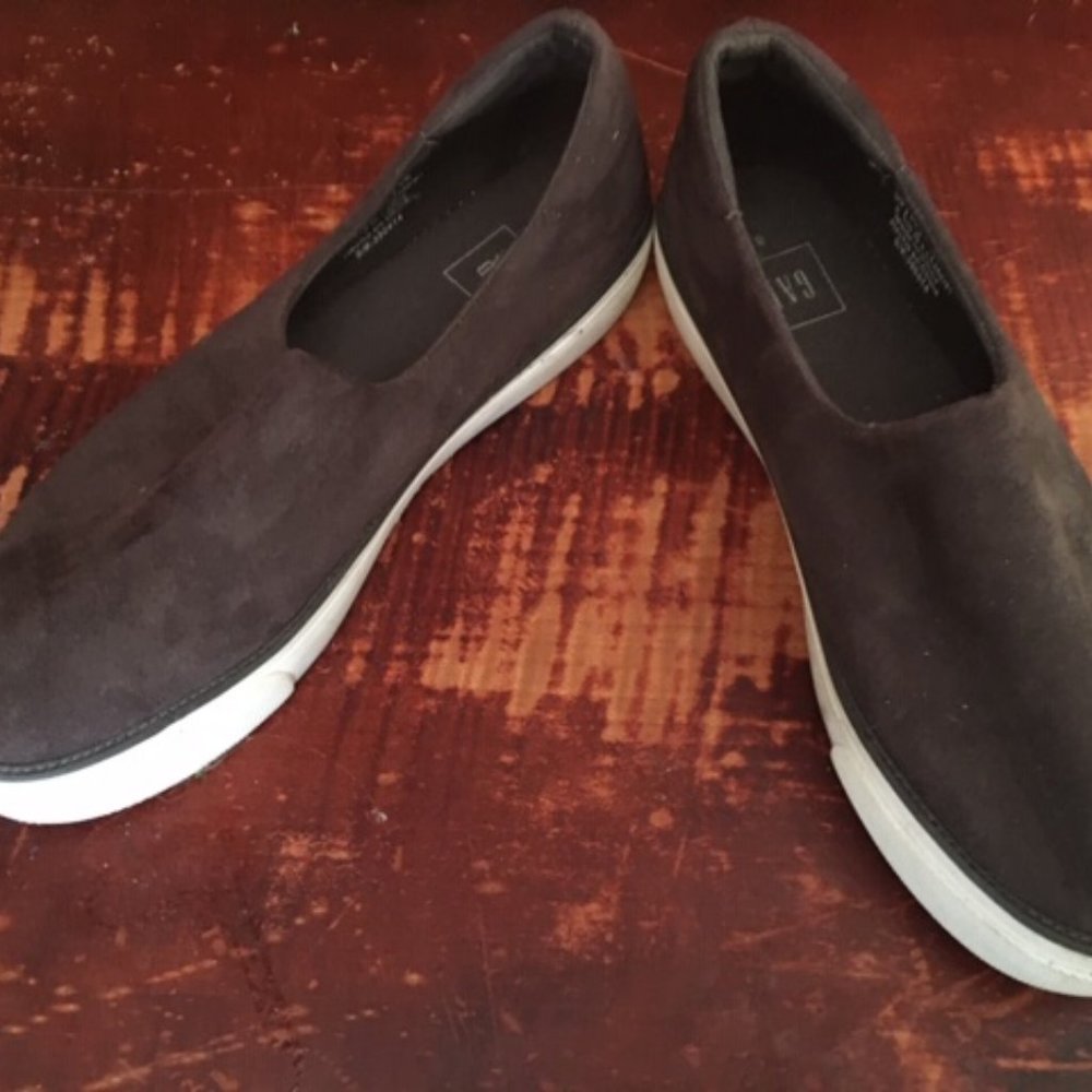 Gap shoes